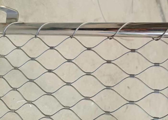 SS304 Rope Cable Mesh Dengan Bingkai Disesuaikan untuk Dinding Batas