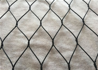 Rangka Baja Pelapis Stainless Steel Hitam Dilapisi Mesh Stainless Steel