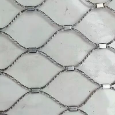 Mudah dipasang X Tend Cable Mesh Menawarkan Opsi Manajemen Kabel Serbaguna