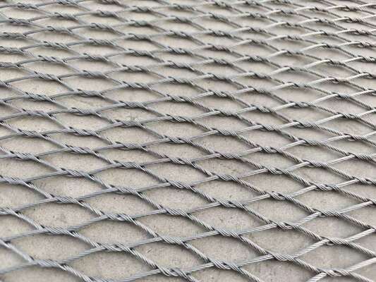Wirediameter 0.5mm Untuk 3.2mm Fleksibel Bird Netting Direkayasa Untuk Melindungi Produksi Pertanian Dan Tanaman Hias