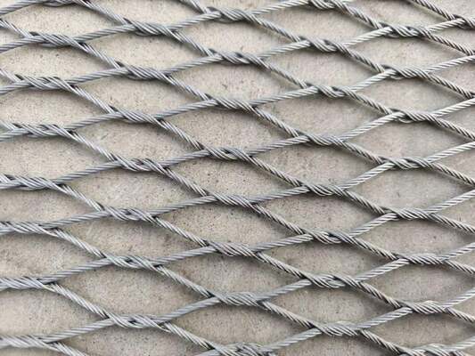Aperture 30mm X 30mm Aviary Wire Netting Roll Length 30m Wire Mesh Dirancang Khusus untuk Aviaries dan Perlindungan Burung
