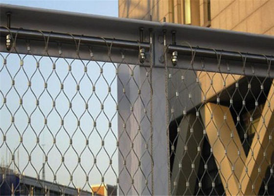 Pagar Penghalang Lalu Lintas Stainless Steel 50x50 Wire Mesh Untuk Pencegahan Jatuh