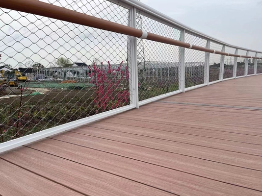 Balustrade 2.5 Mm Wire Steel Cable Mesh Lubang 60 * 60 Mm
