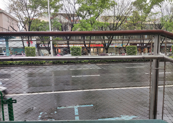 2.0mm Fleksibel Arsitektur Wire Mesh Balkon Dan Perlindungan Tangga